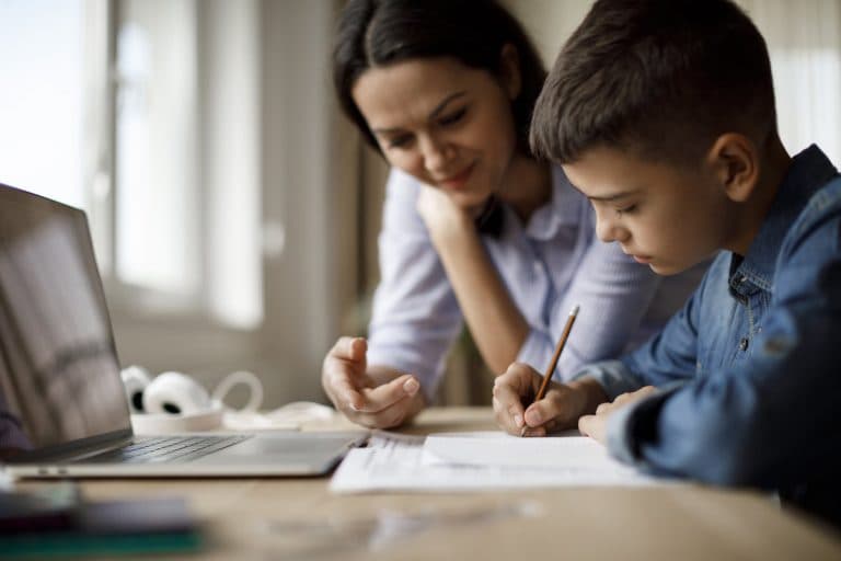 Tips for Parents to Help Your Child Develop Effective Study Skills