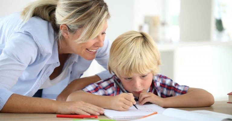 Help your Grade Schooler Develop Good Study Habits