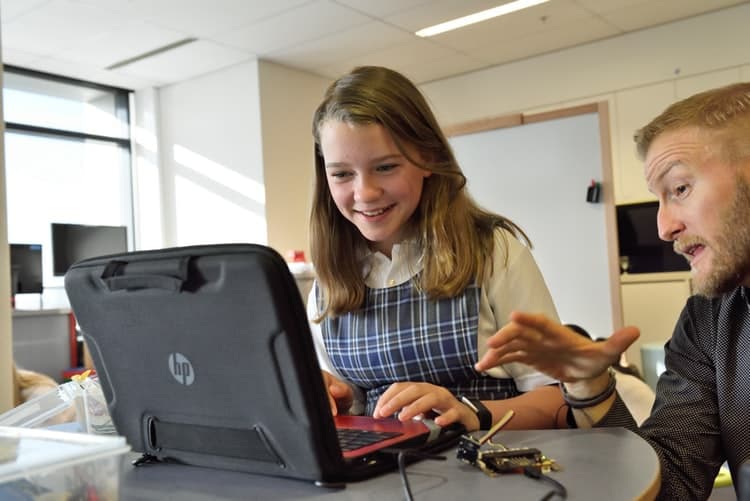 The impacts and benefits of Online Tutoring Services