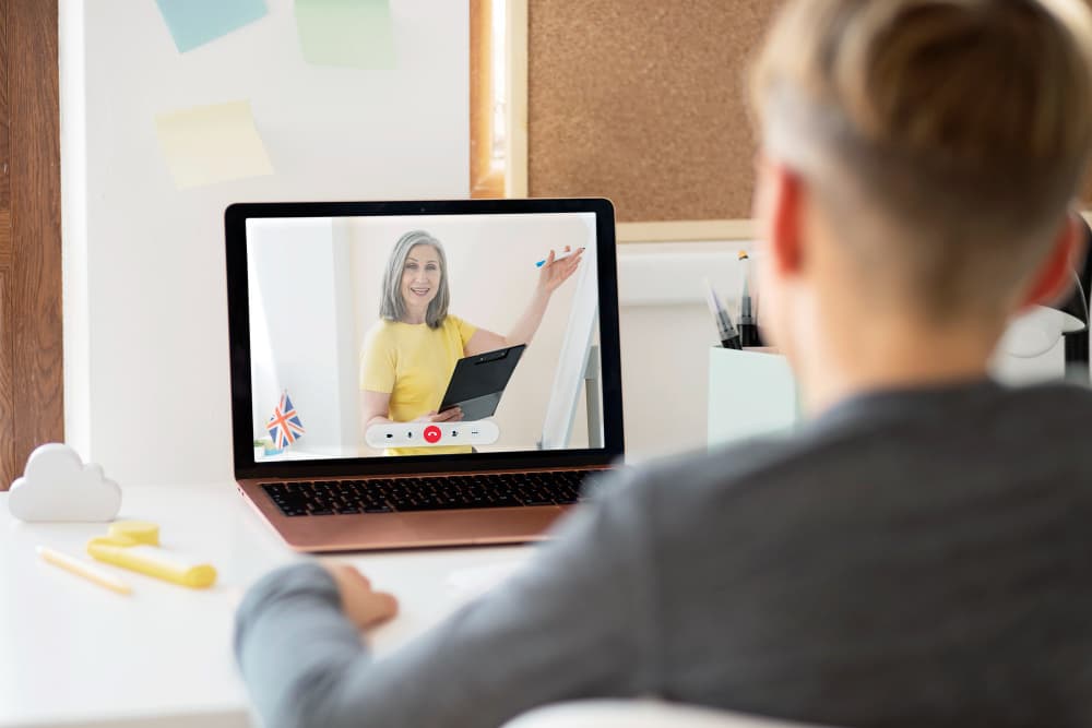 Why Online Tutoring Is Becoming a Go-To Learning Solution